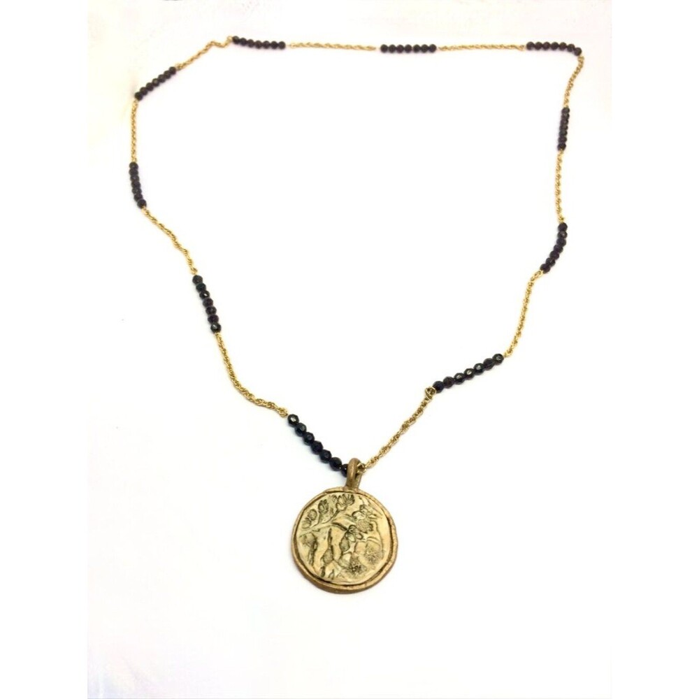 VINTAGE ARTISAN NECKLACE Gold Tone Chain Black Beads Floral Medallion Pendant - Picture 3 of 12